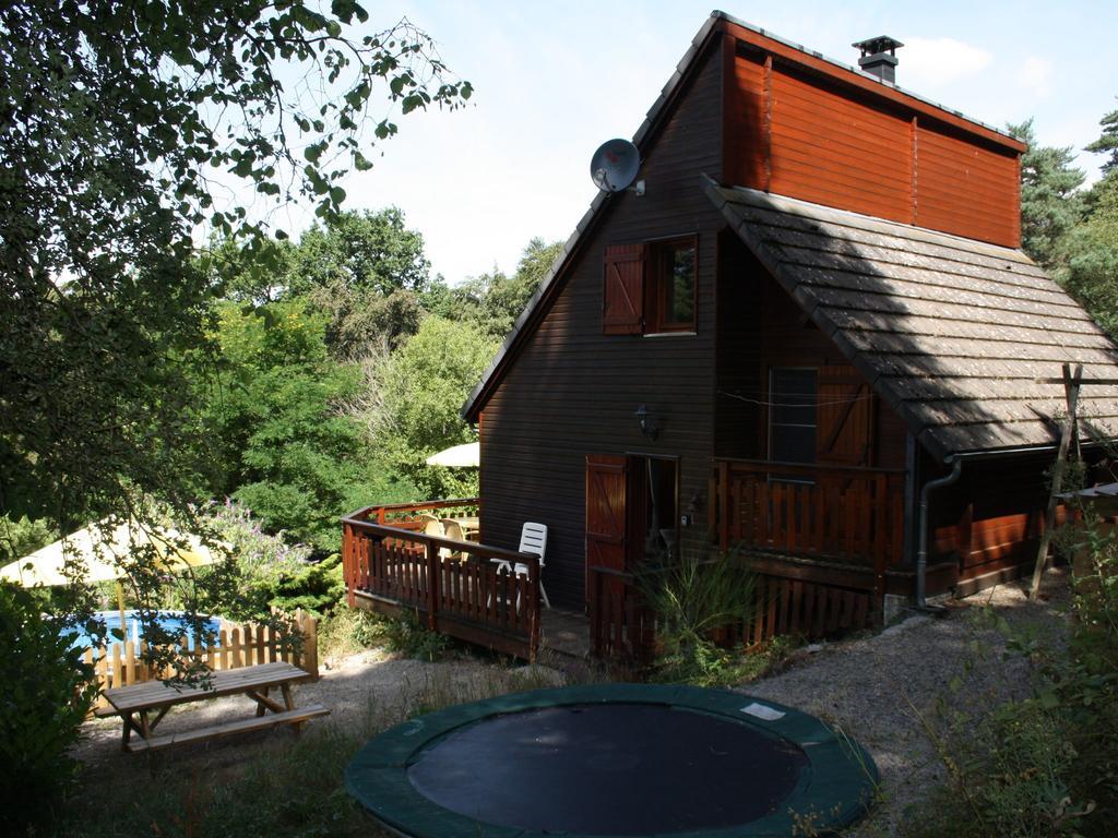 Pretty Chalet In Beaulieu With Private Pool Ngoại thất bức ảnh